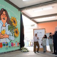 Develan en la UNAM mural en honor a Yaretzi Adriana, fallecida en el choque del Metro