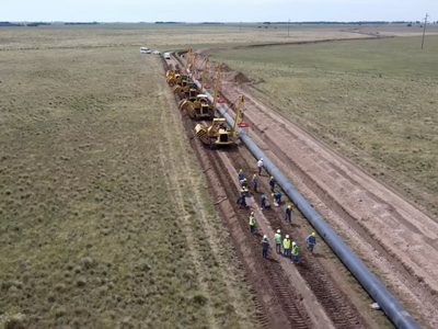 Proyectan que el gasoducto Néstor Kirchner comience a operar en junio