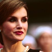 Un famoso la grabó en secreto: la Reina Letizia sufre por su familia y el escándalo es nacional