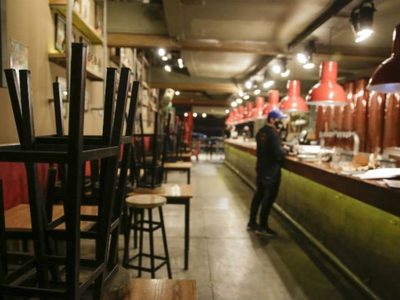 Nuevas restricciones: el Gobierno nacional analiza ampliar las ayudas económicas