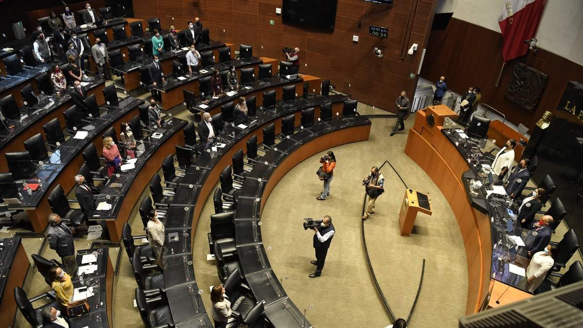 Sesión de la Permanente en el Congreso