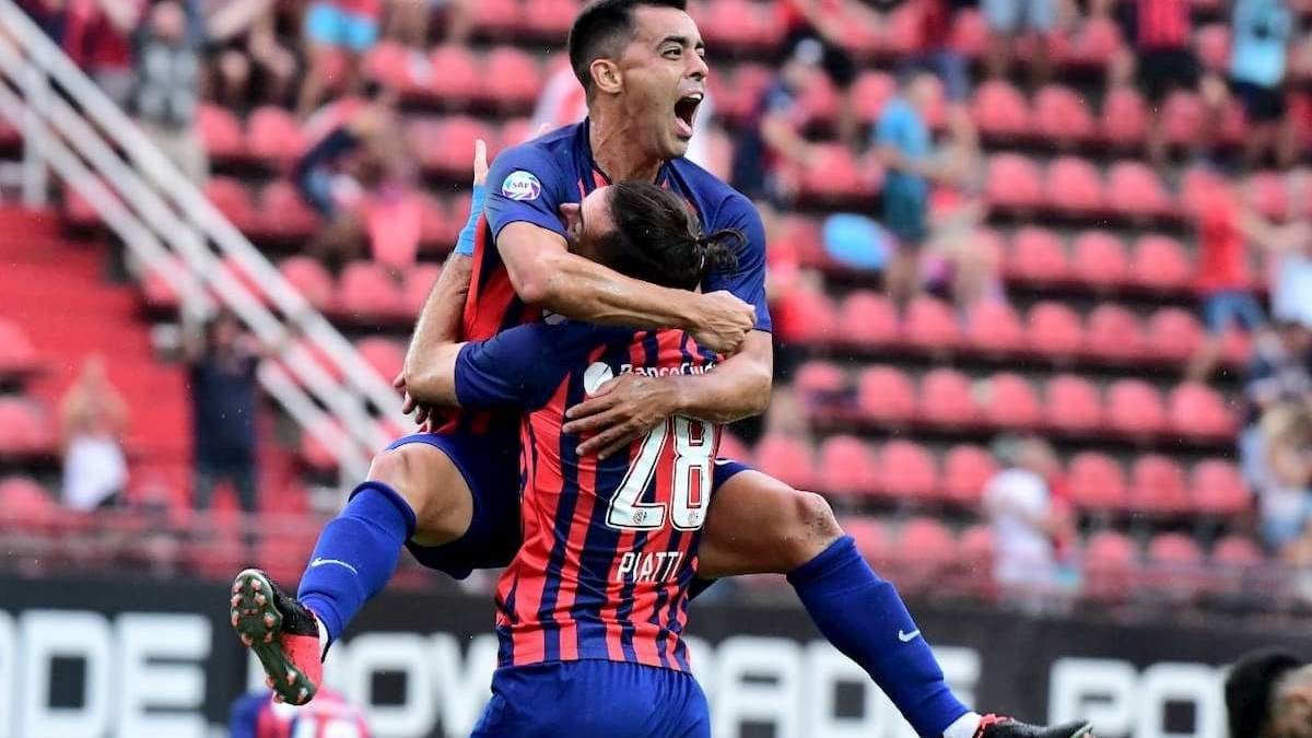 Festeja el Torito en el primer gol. Fuente (Instagram)