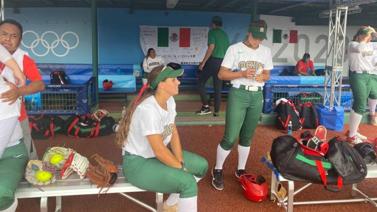 Jugadoras de softbol durante su participación en Tokio 2020