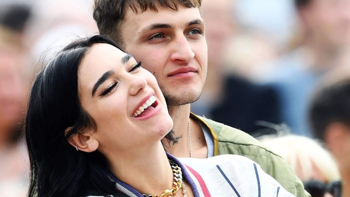 Dua Lipa y Anwar Hadid. Fuente: (Instagram)