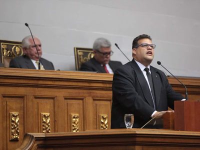 Embajada de México en Venezuela acoge en su sede a diputado de oposición