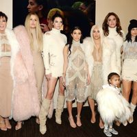 El miembro de la familia Kardashian Jenner que causó escándalo por salir de su casa sin el barbijo
