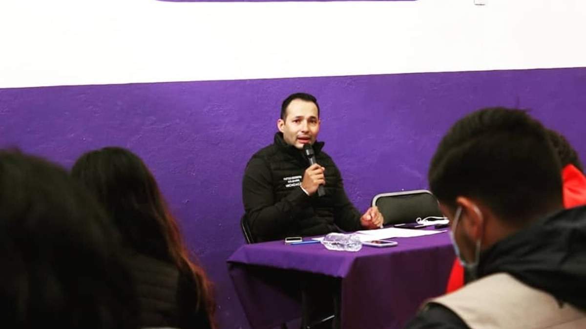 El líder en Michoacán del Partido Encuentro Solidario (PES), Eder López García