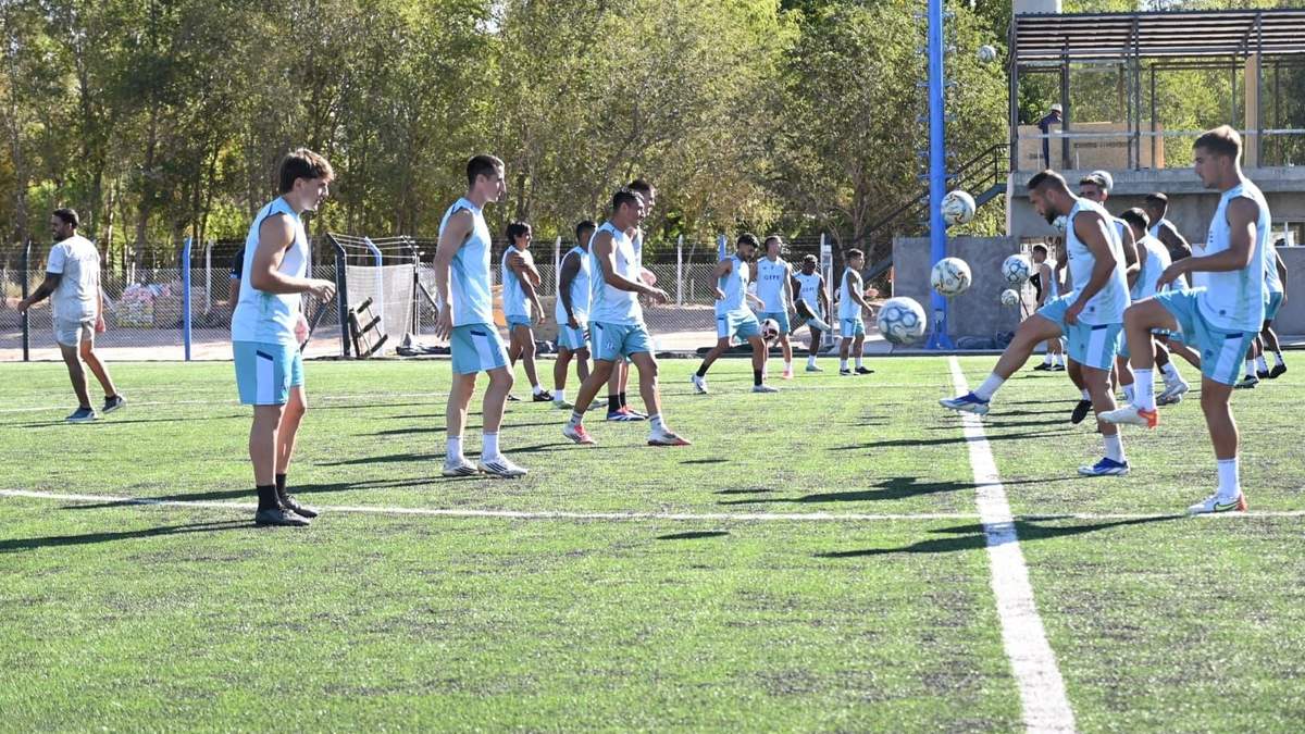 El plantel se prepara para la competencia federal. Fuente: (Deportivo Rincón)