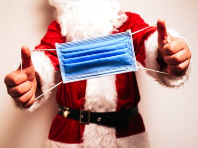 Papá Noel letal: 18 ancianos fallecieron por coronavirus después de su visita