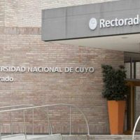 Erosión institucional en la UNCuyo: cuatro años sin Asamblea y un Plan Estratégico sin datos