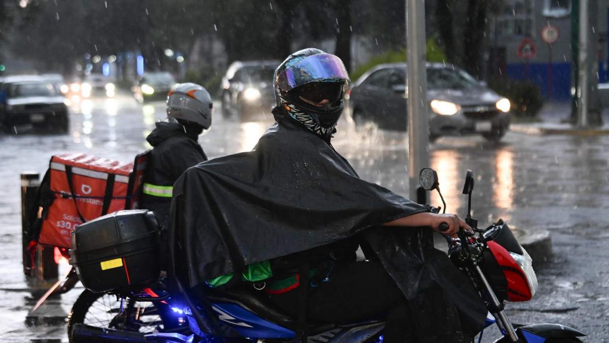Probabilidad de chubascos y lluvias puntuales fuertes en la Ciudad de México este viernes