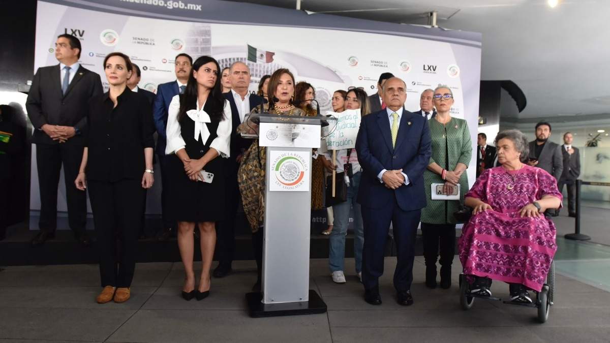 Senadores de oposición