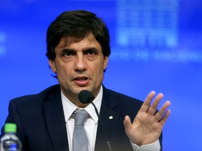 "Podrían cubrirse", Lacunza contradijo a Kicillof y defendió a Vidal en la pelea por la deuda