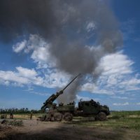 Pese a incertidumbre financiera, EU apuesta por la economía de guerra en Ucrania