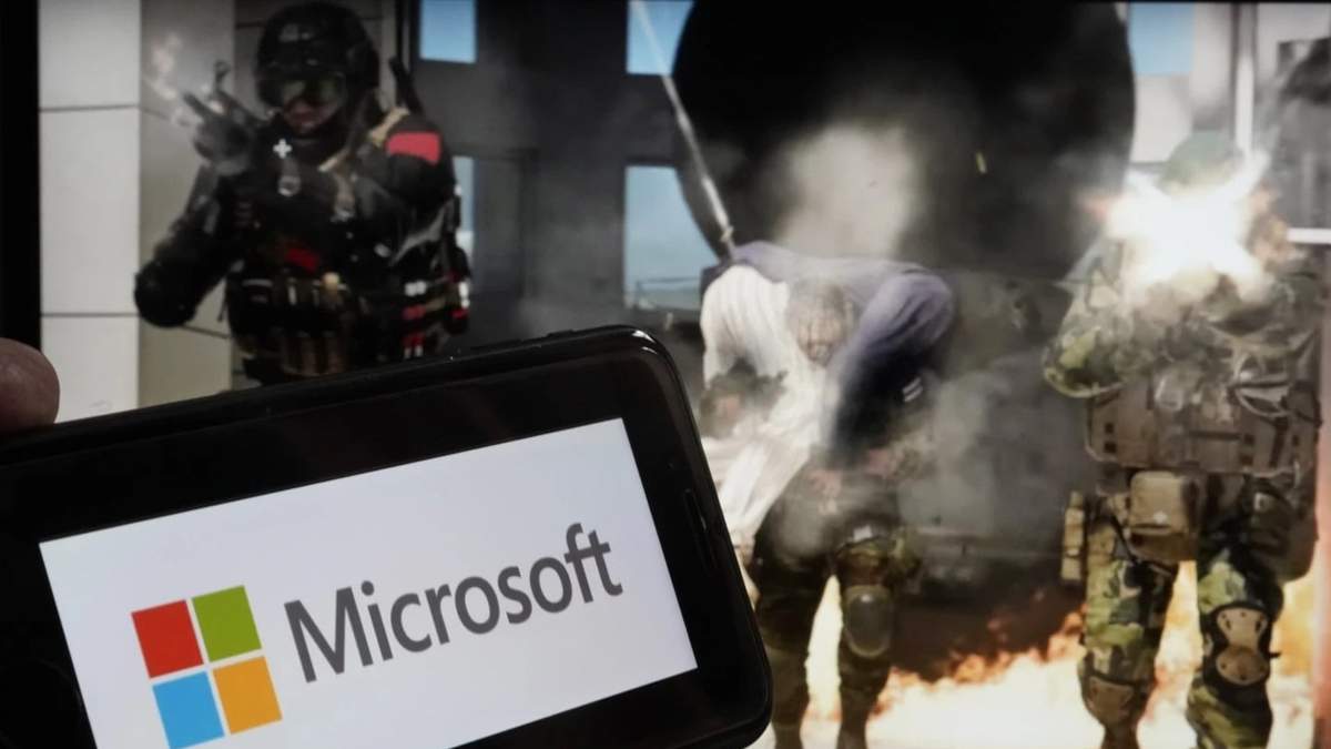Logo de Microsoft y una escena del juego Call of Duty, de Activision
