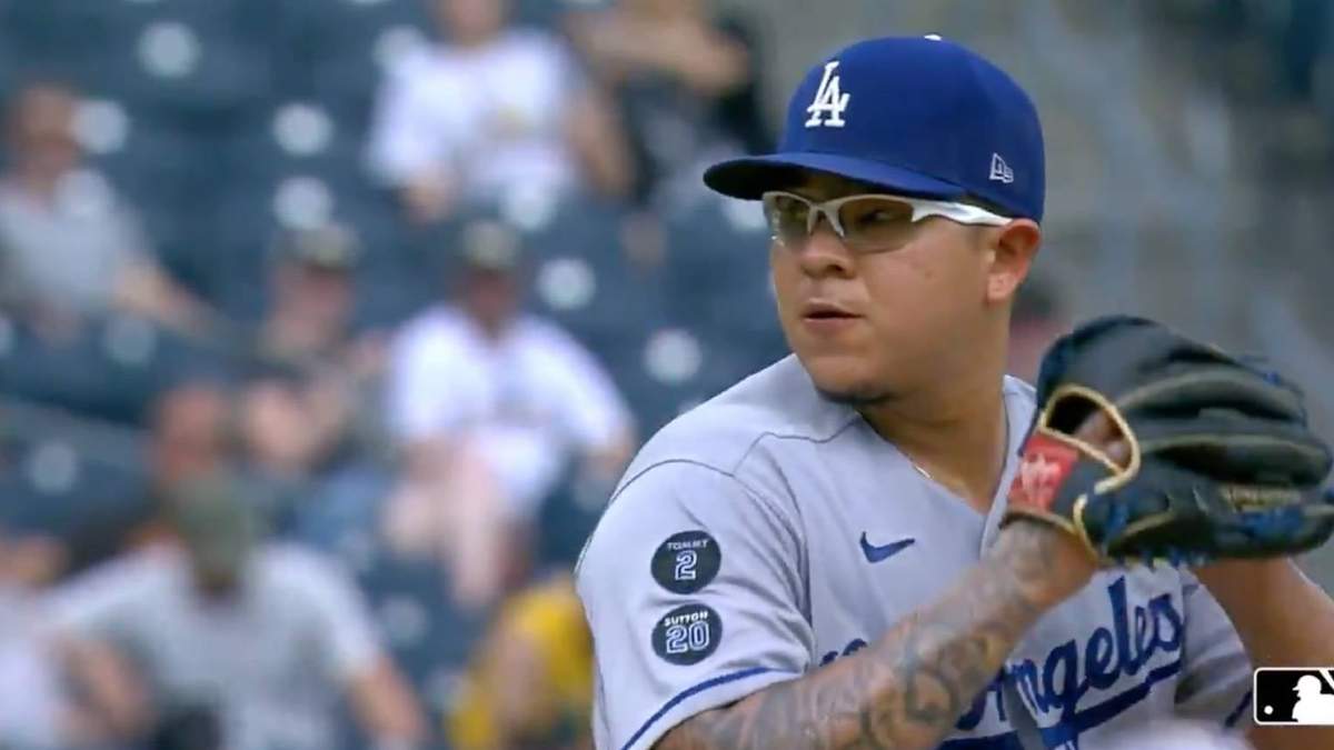 Julio Urías
