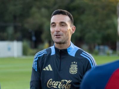 Sorprendió a todos: Lionel Scaloni recibió la invitación de un equipo del Ascenso