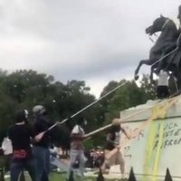 Trump ordena detener a quien destroce monumentos, también con efecto retroactivo