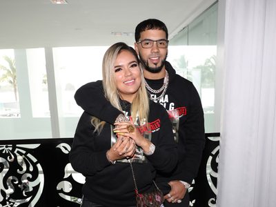 Todo quedó registrado: esto hicieron Karol G y Anuel AA en medio de la madrugada