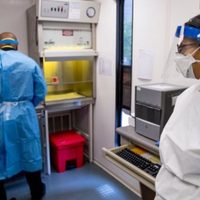 México financiará 19 proyectos para combatir covid-19, informa Ebrard