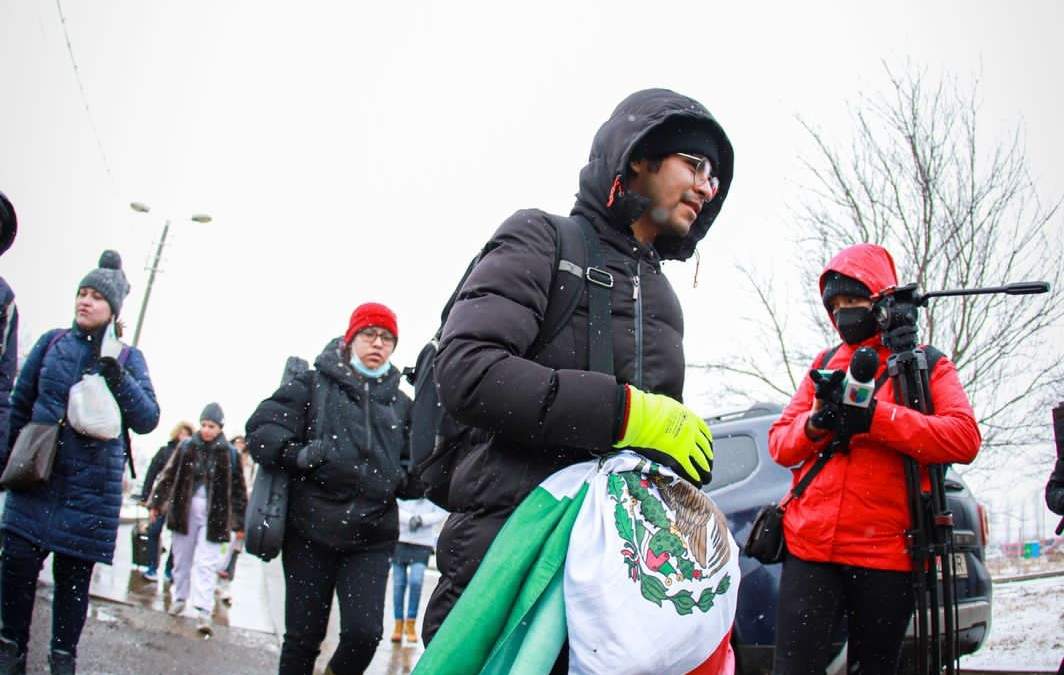 Mexicanos buscan salir de Ucrania