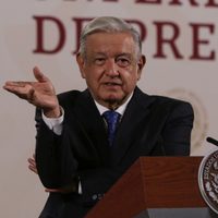 AMLO quiere que la obligación de proveer recursos ante desastres naturales sea de los estados