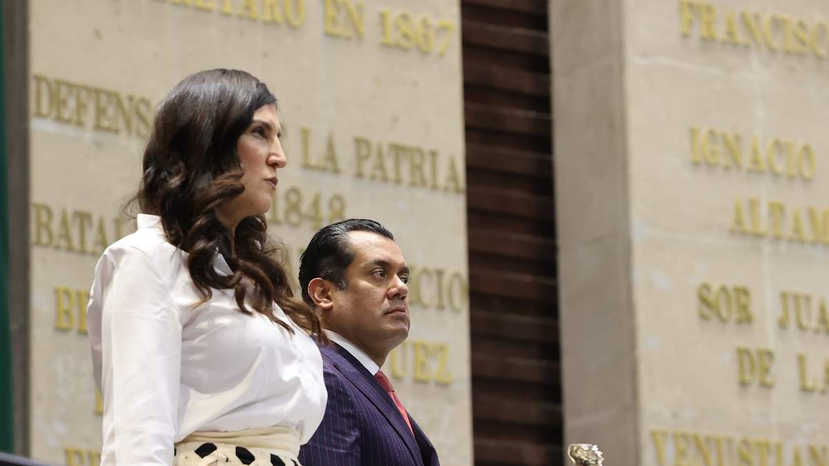 La presidenta de la Mesa Directiva del Senado, Kenia López Rabadán