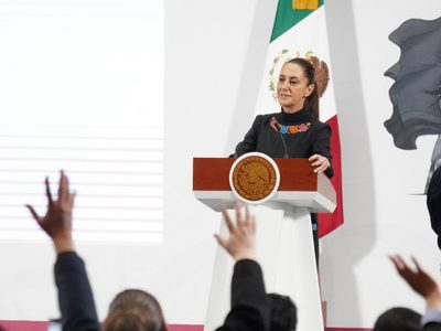Tras impacto del huracán Erick, Sheinbaum viaja a Oaxaca para coordinar trabajos