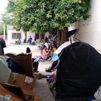 Dejan abandonados a cientos de migrantes en desierto de Durango