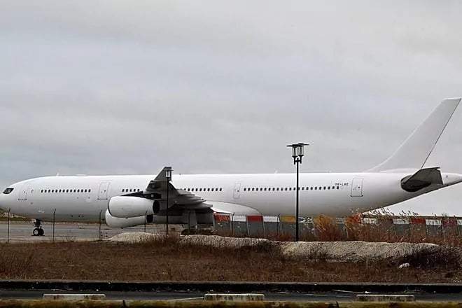 Anunciaron autoridades francesas que el avión detenido en Champaña despegará en breve