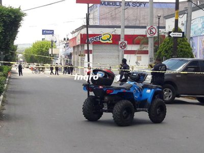 En pleno centro de San Juan del Río, Querétaro, matan a un hombre tras intento de asalto