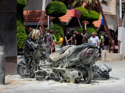 Israel ataca sur de Líbano y mata a dos personas cerca de un hospital