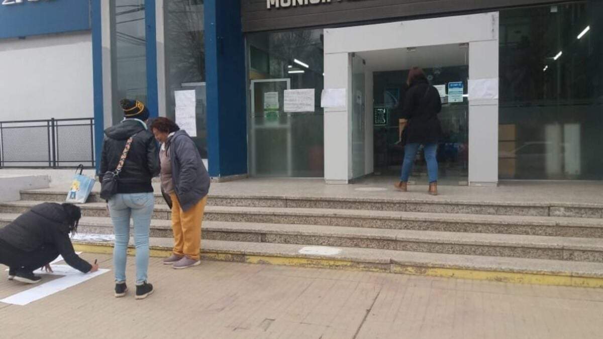 Reclamo en la Municipalidad de Centenario. Fuente (Ramón Campos)