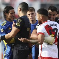 Boca sí, River no: por qué el Xeneize tendrá más días para sumar refuerzos