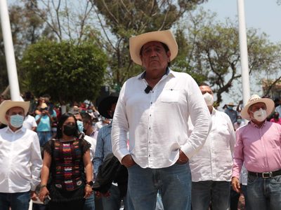 Por amenazas contra consejeros del INE, senadores del PAN denuncian a Félix Salgado ante la FGR