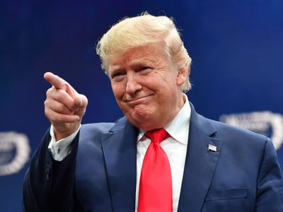 Donald Trump inaugura un oficina en Palm Beach para hacer "activismo público"