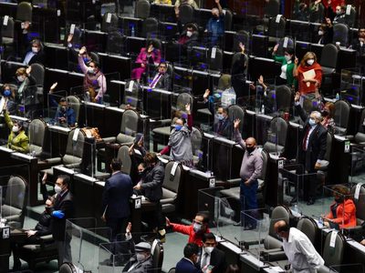 Diputados avalan modificaciones a la Ley Federal de Derechos