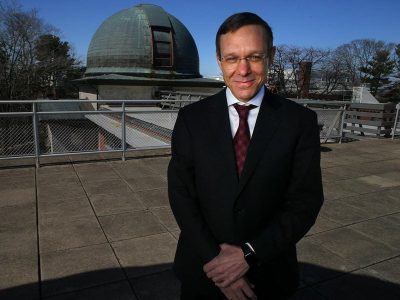Astrofísico celebra hallazgo de un objeto interestelar que apoya su teoría de vida extraterrestre