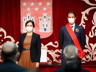 El incómodo momento de Rafael Nadal con Isabel Díaz Ayuso al recibir un reconocimiento histórico