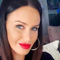 "Cuidado con los...", Natalie Weber se robó todas las miradas con este outfit infernal