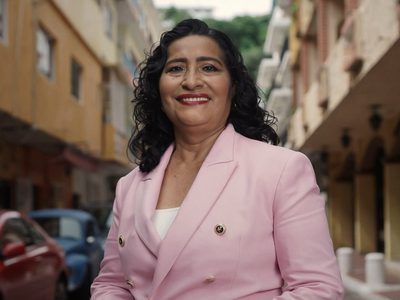 Ministros ponen freno por "tiempo indefinido" a la revocación de Abelina López como alcaldesa