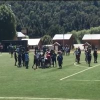 Un partido de fútbol que terminó mal: batalla campal tras un encuentro en San Martín de los Andes