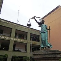 Revocan absolución de un hombre acusado de violar a “Gigi”, su hija menor