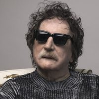 Así está hoy Josi, la hermana desconocida y gran escudera de Charly García
