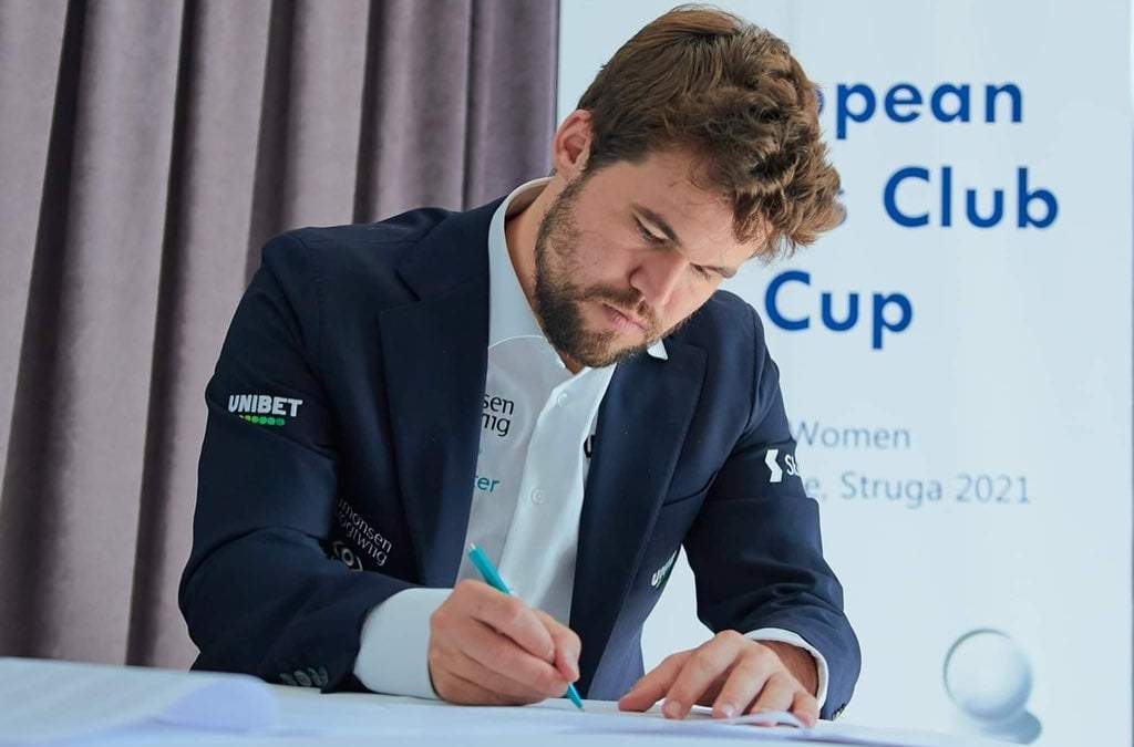 Magnus Carlsen es considerado el gran favorito
