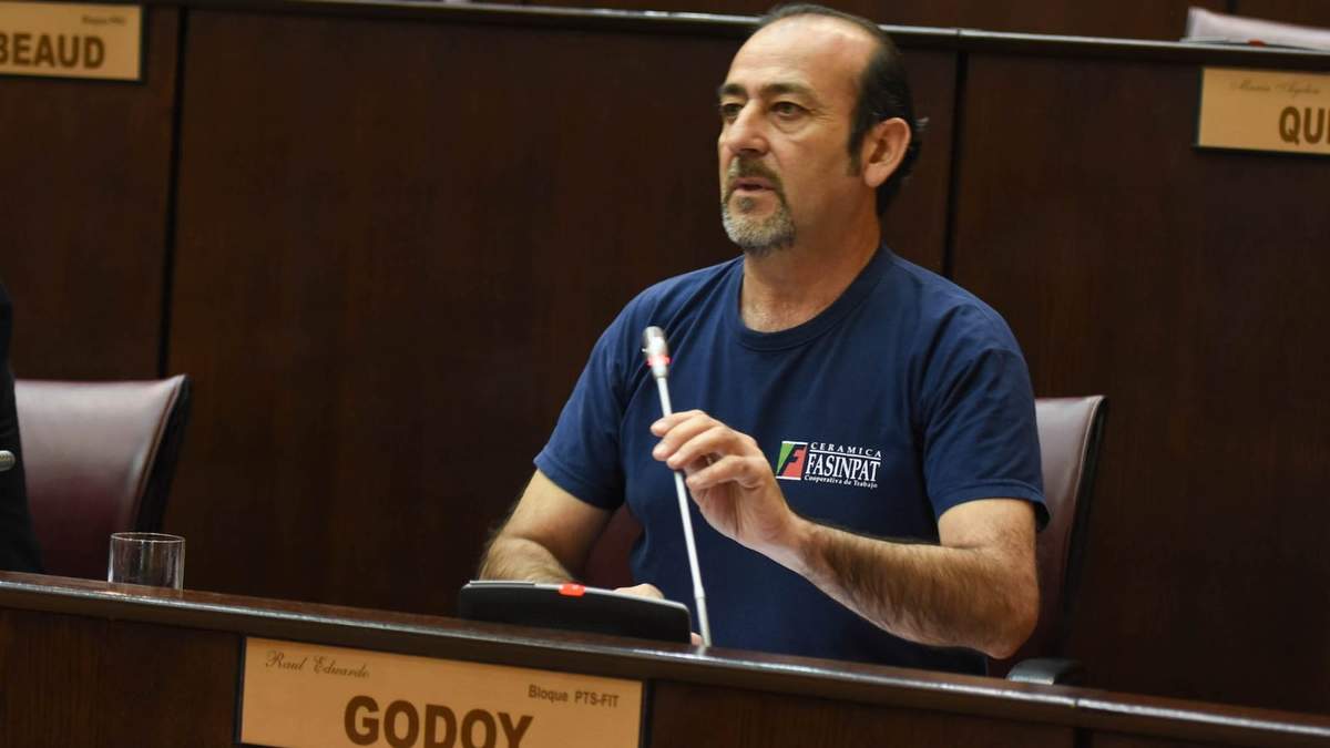 Raúl Godoy, candidato a diputado nacional por la Izquierda. Fuente: (Twitter)