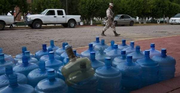 La pobre calidad del agua potable y de su suministro explican en buena parte que México sea el primer consumidor mundial de agua embotellada