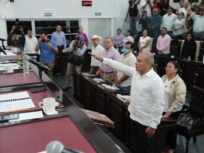 Renuncia el fiscal de Tabasco, José Barajas Mejía