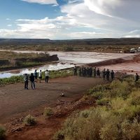 Defensa Civil habilitó un carril de la ruta 5 hacia Rincón de los Sauces