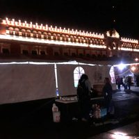 Padres de los 43 normalistas de Ayotzinapa instalan plantón en el Zócalo